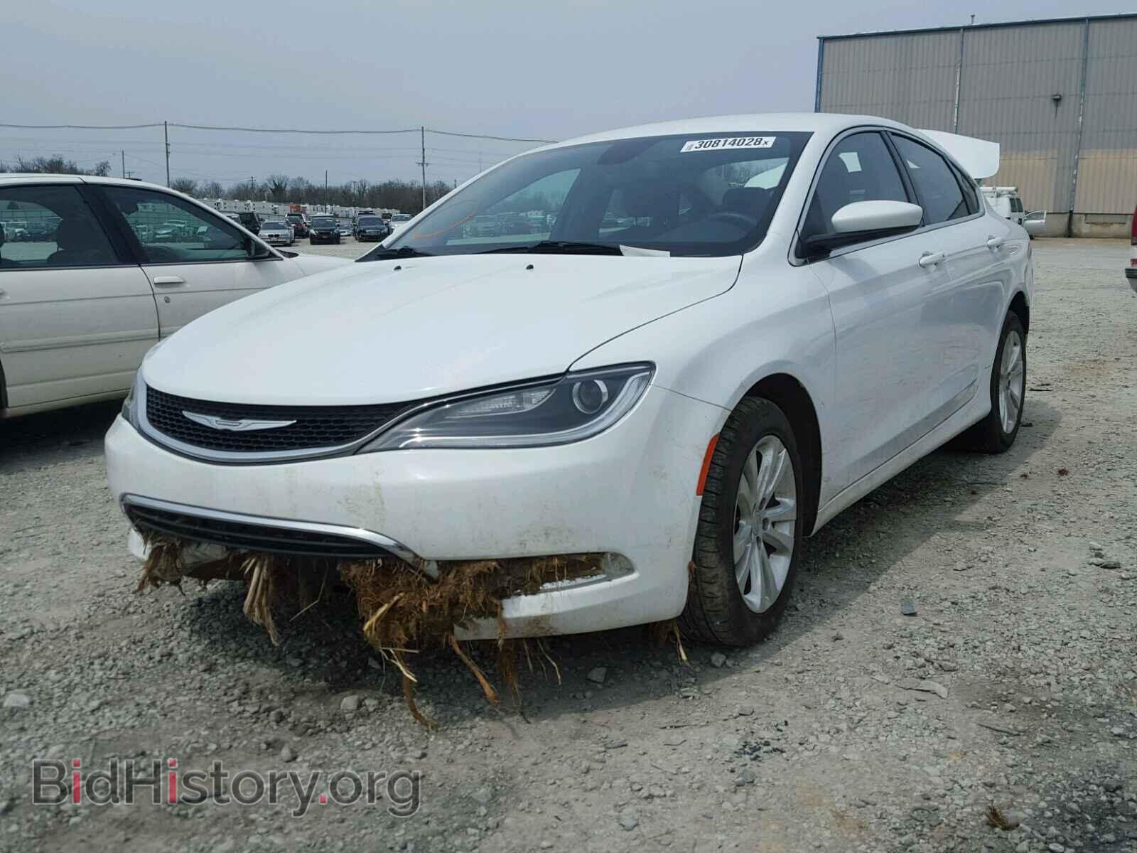 2016 CHRYSLER 200 - VIN: 1C3CCCAB7GN140652 - Фото 2