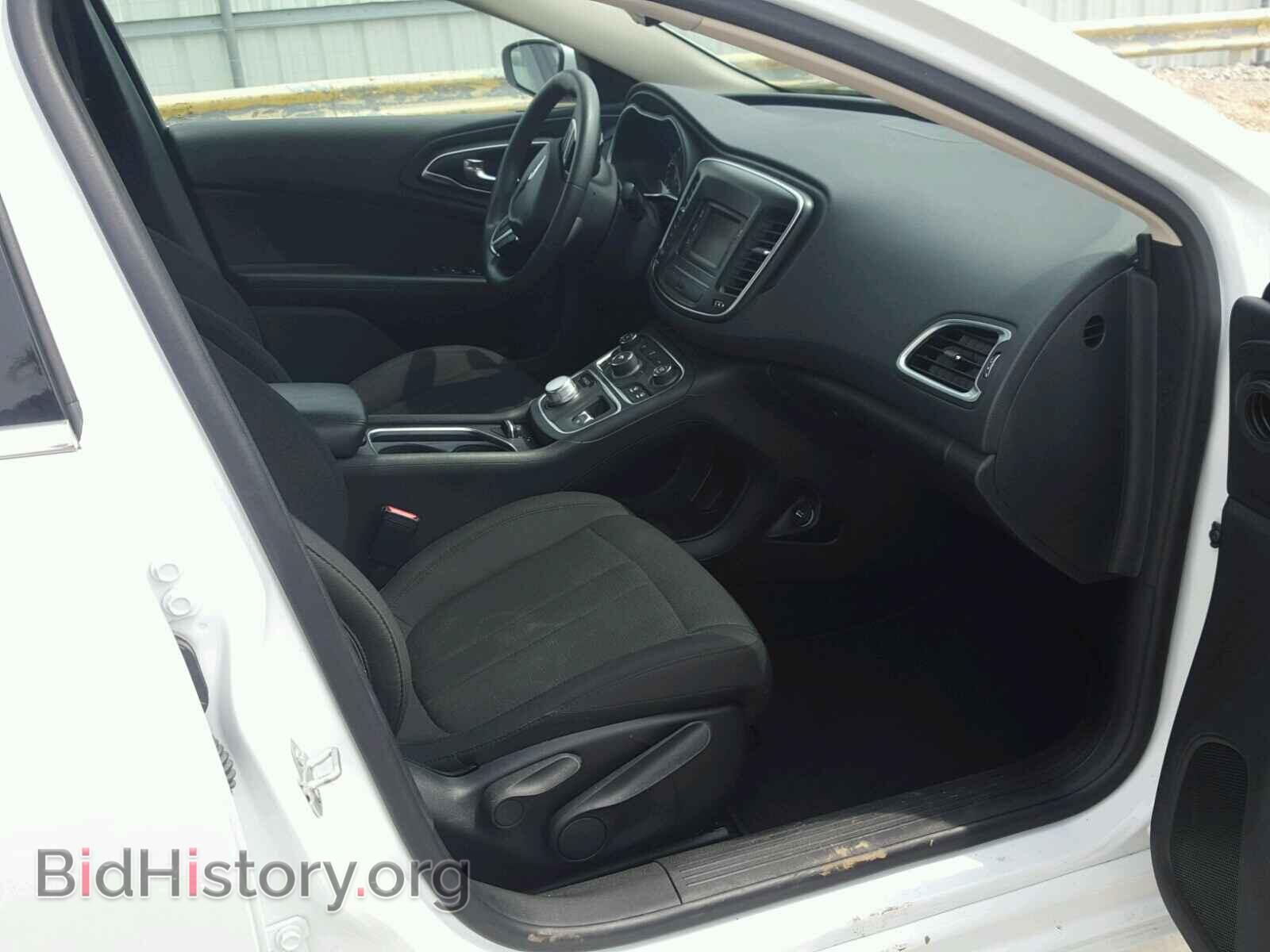 2016 CHRYSLER 200 - VIN: 1C3CCCAB7GN140652 - Фото 5