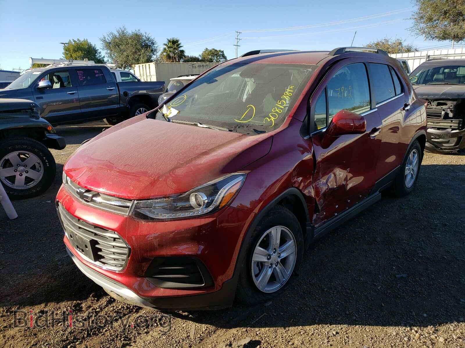2019 CHEVROLET TRAX - VIN: 3GNCJLSB3KL359446 - Фото 2