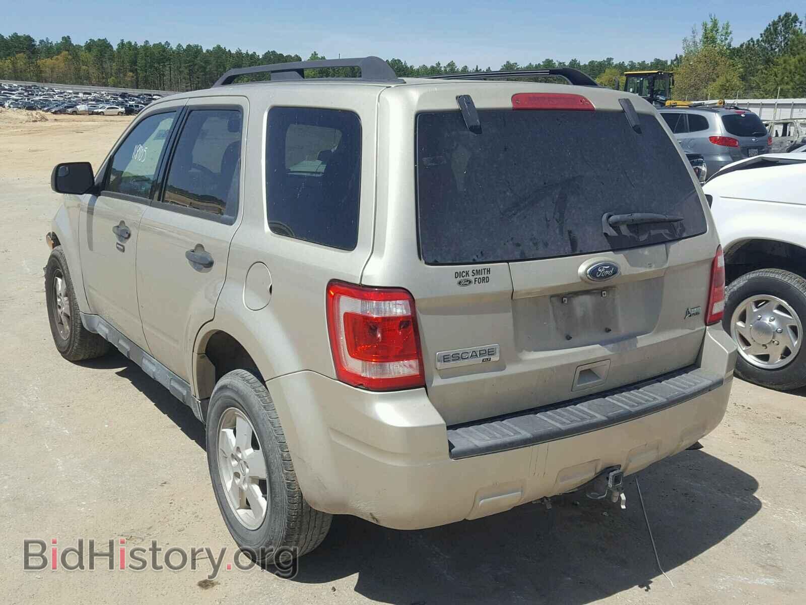 2011 FORD ESCAPE - VIN: 1FMCU0DG2BKA26921 - Photo 3