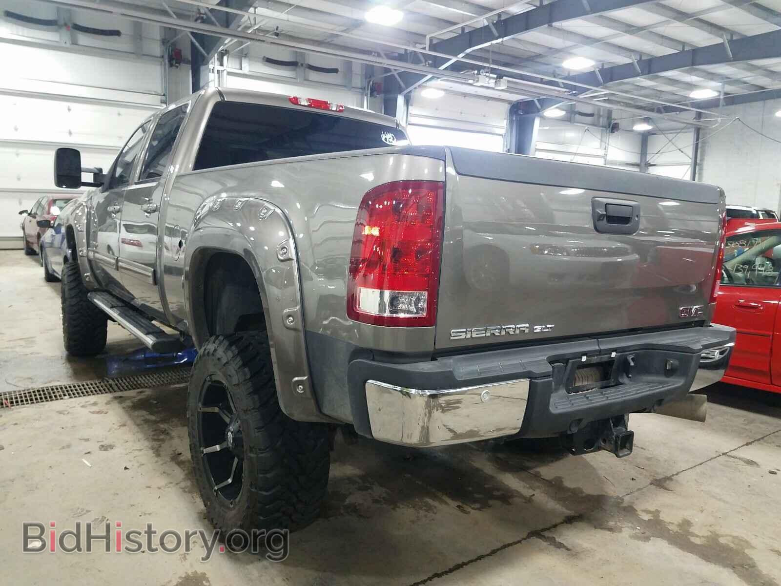 2013 GMC SIERRA - VIN: 1GT121E8XDF101701 - Photo 3