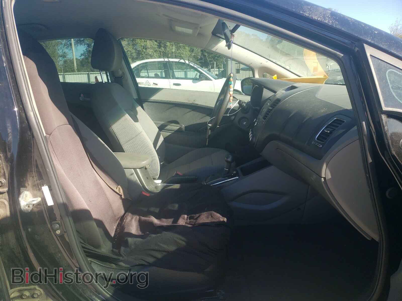 2017 KIA FORTE - VIN: 3KPFK4A73HE068903 - Фото 5