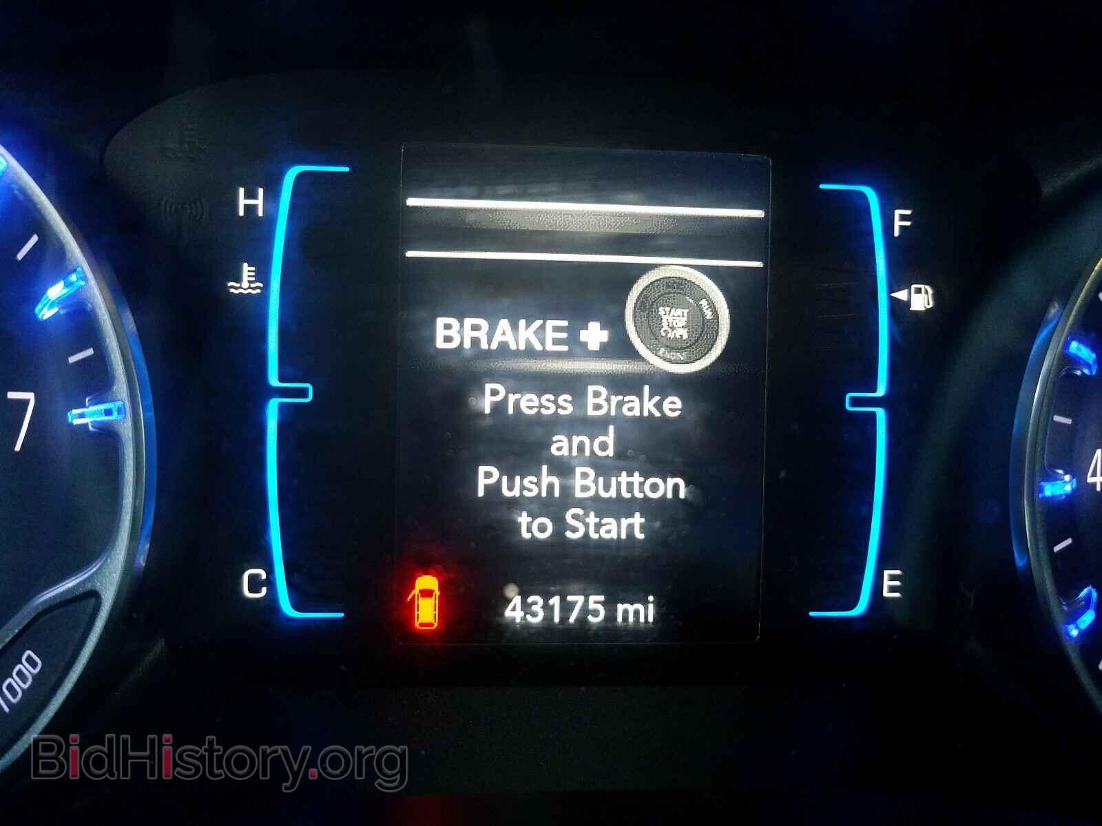 2017 CHRYSLER PACIFICA - VIN: 2C4RC1CG2HR531828 - Photo 8