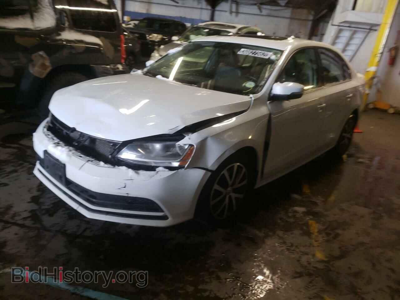 2017 VOLKSWAGEN JETTA - VIN: 3VWDB7AJ9HM402424 - Фото 2