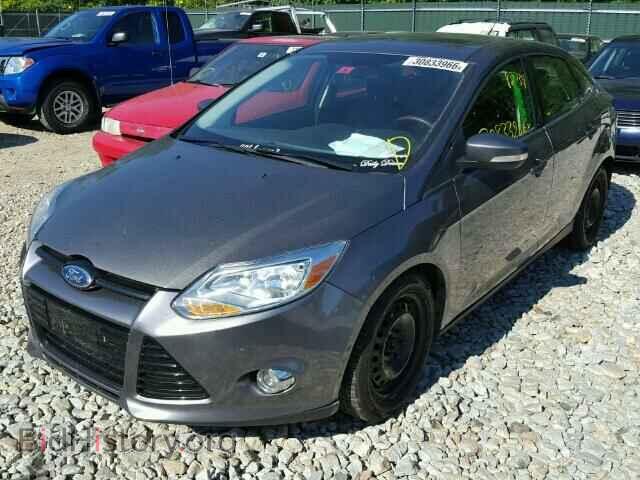 2012 FORD FOCUS - VIN: 1FAHP3F28CL303352 - Фото 2