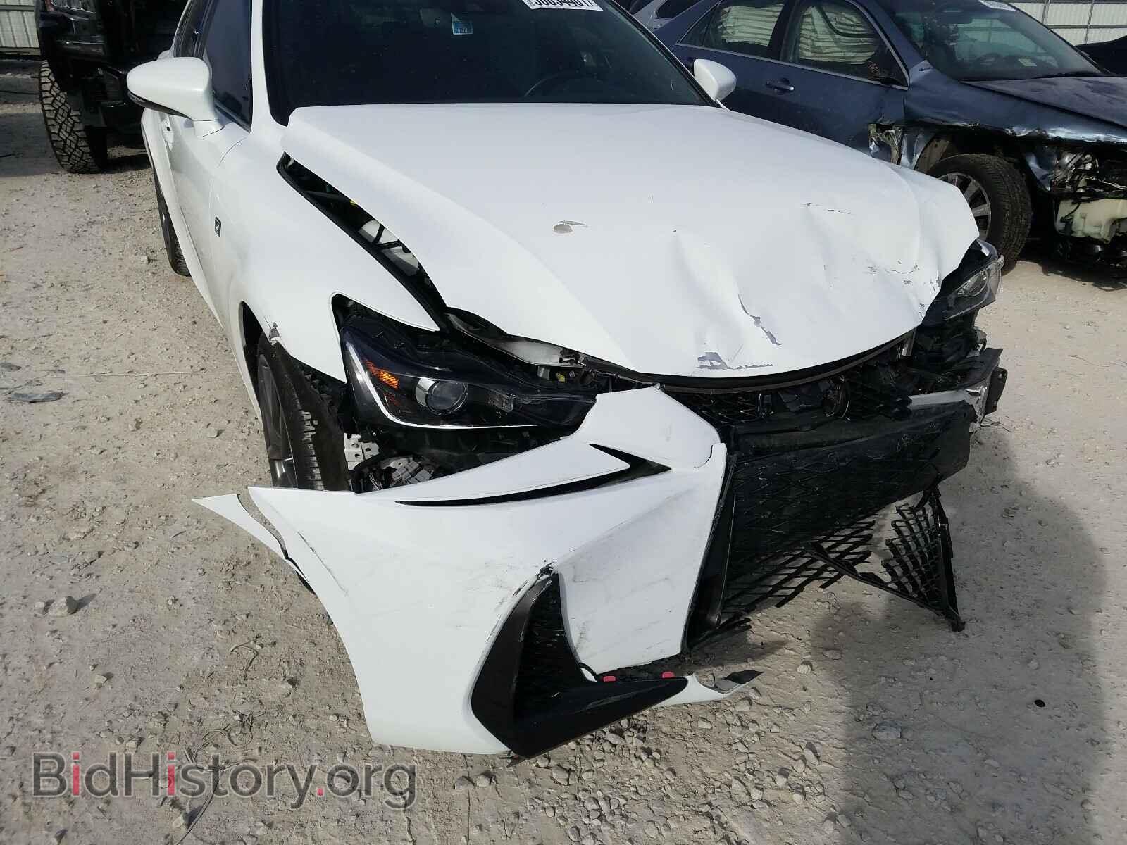 2017 LEXUS IS - VIN: JTHCE1D27H5013700 - Фото 9