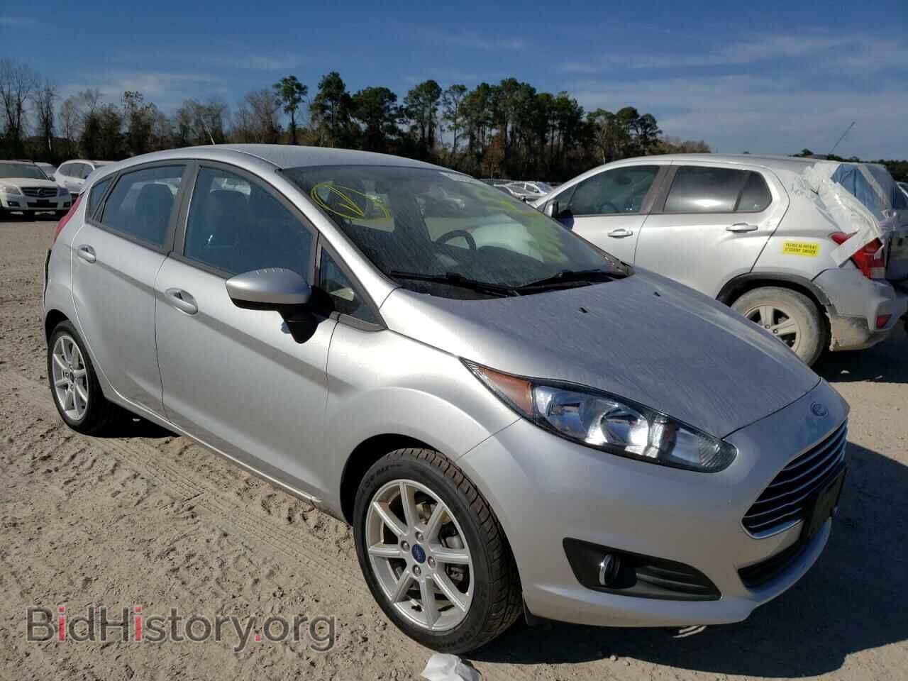Photo 3FADP4EJ7KM105694 - FORD FIESTA 2019