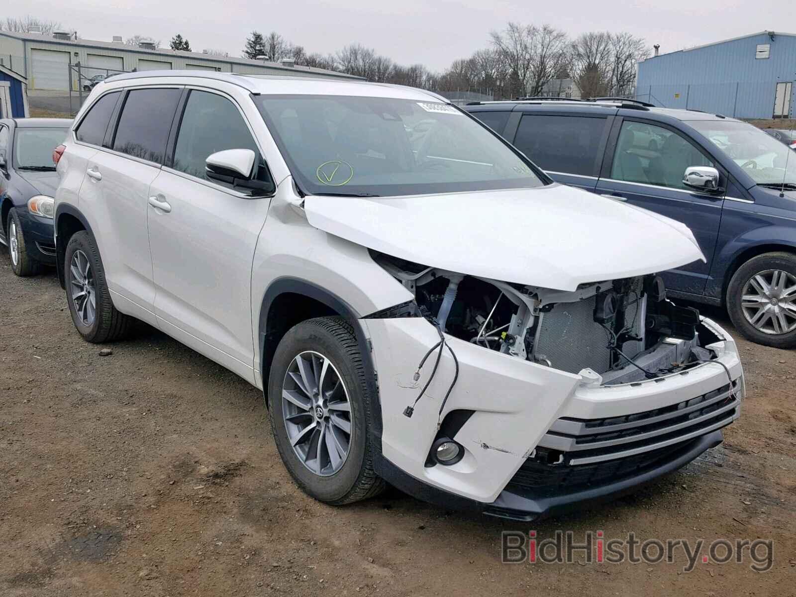 Фотография 5TDJZRFH7JS905765 - TOYOTA HIGHLANDER 2018