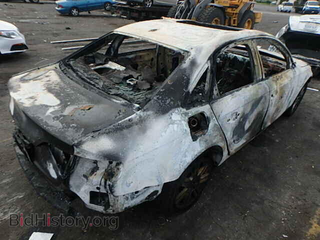 2011 AUDI A4 - VIN: WAUAFAFL7BN042906 - Фото 4