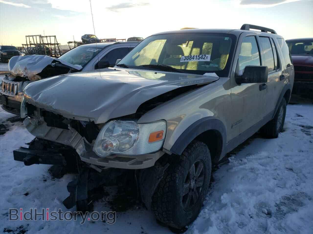 2006 FORD EXPLORER - VIN: 1FMEU73E76UB52106 - Фото 2