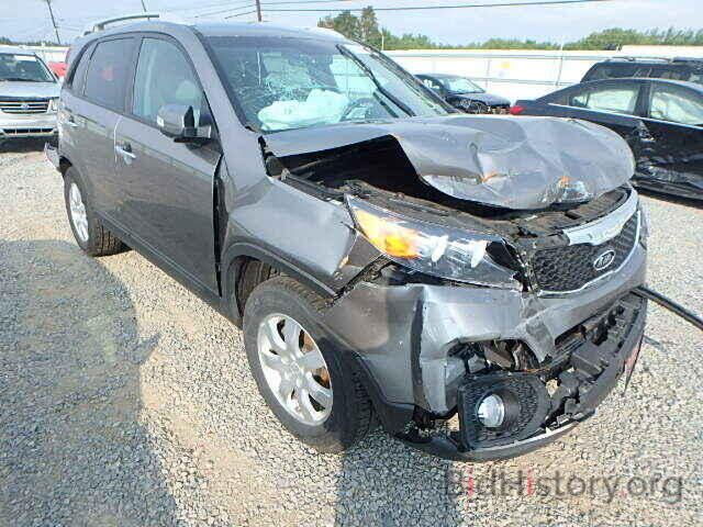 Photo 5XYKT4A13BG175256 - KIA SORENTO 2011