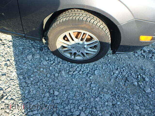 2007 FORD FOCUS - VIN: 1FAHP34NX7W212049 - Photo 9