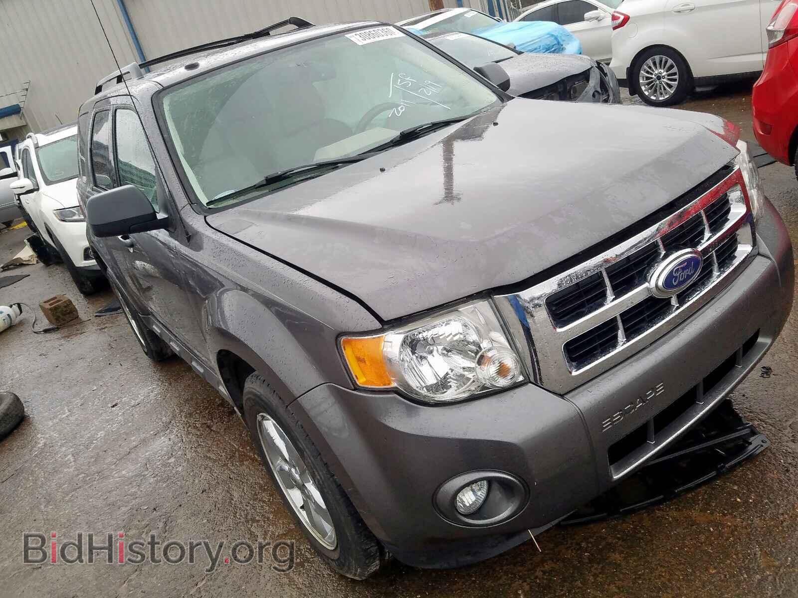 Фотография 1FMCU0DG0BKC28138 - FORD ESCAPE 2011