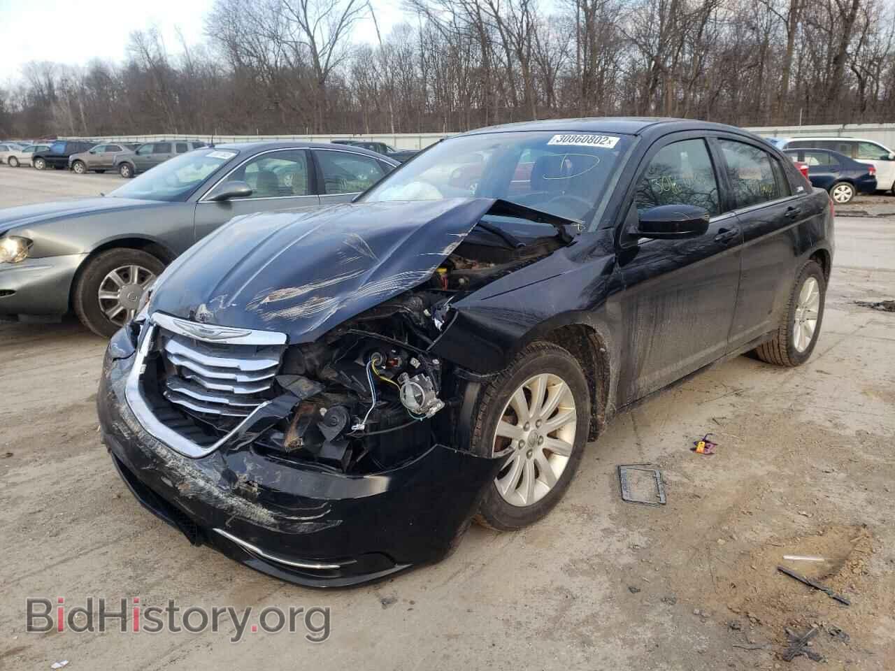 2012 CHRYSLER 200 - VIN: 1C3CCBBB7CN114605 - Фото 2