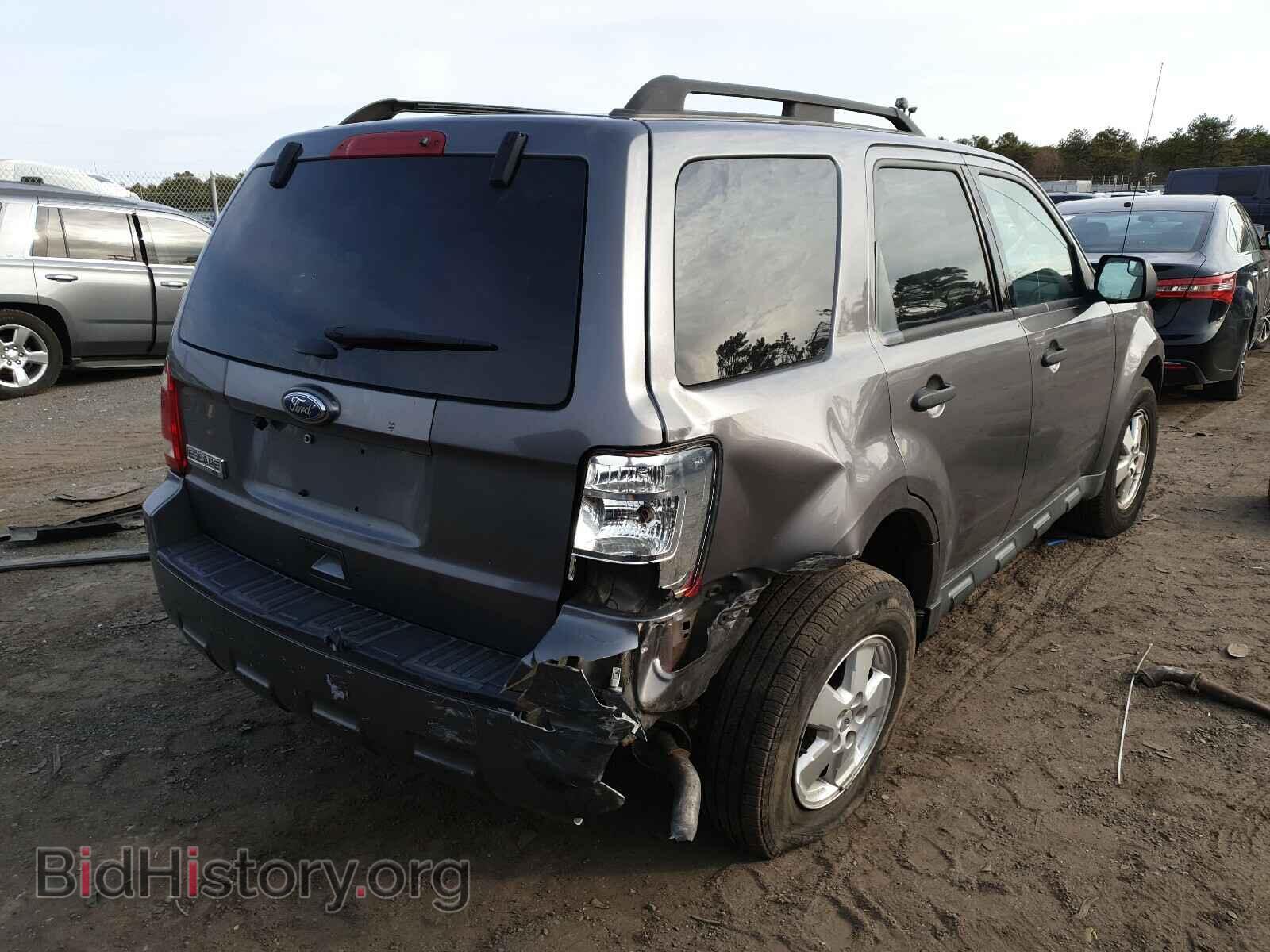 2011 FORD ESCAPE - VIN: 1FMCU0D76BKB54319 - Фото 4