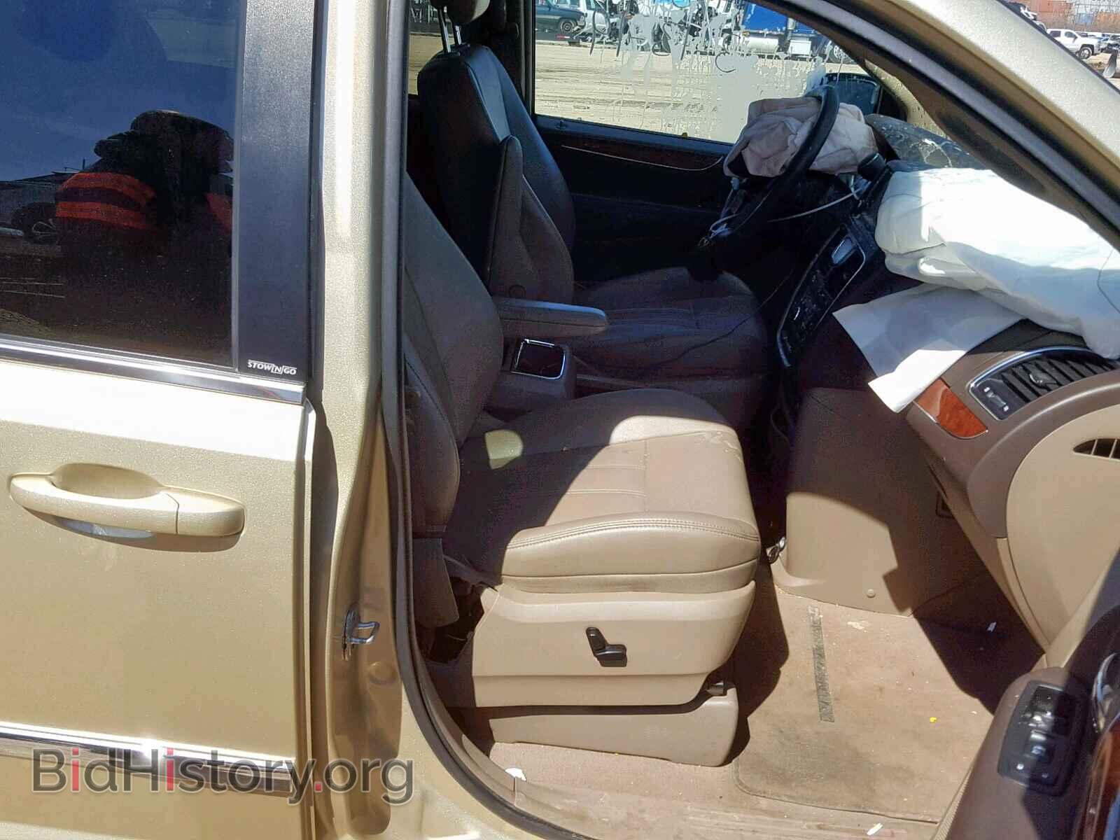 2011 CHRYSLER TOWN & COU - VIN: 2A4RR8DG4BR799111 - Фото 5