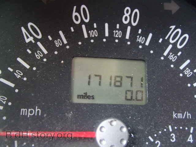 2000 VOLKSWAGEN BEETLE - VIN: 3VWCA21C0YM448078 - Фото 8