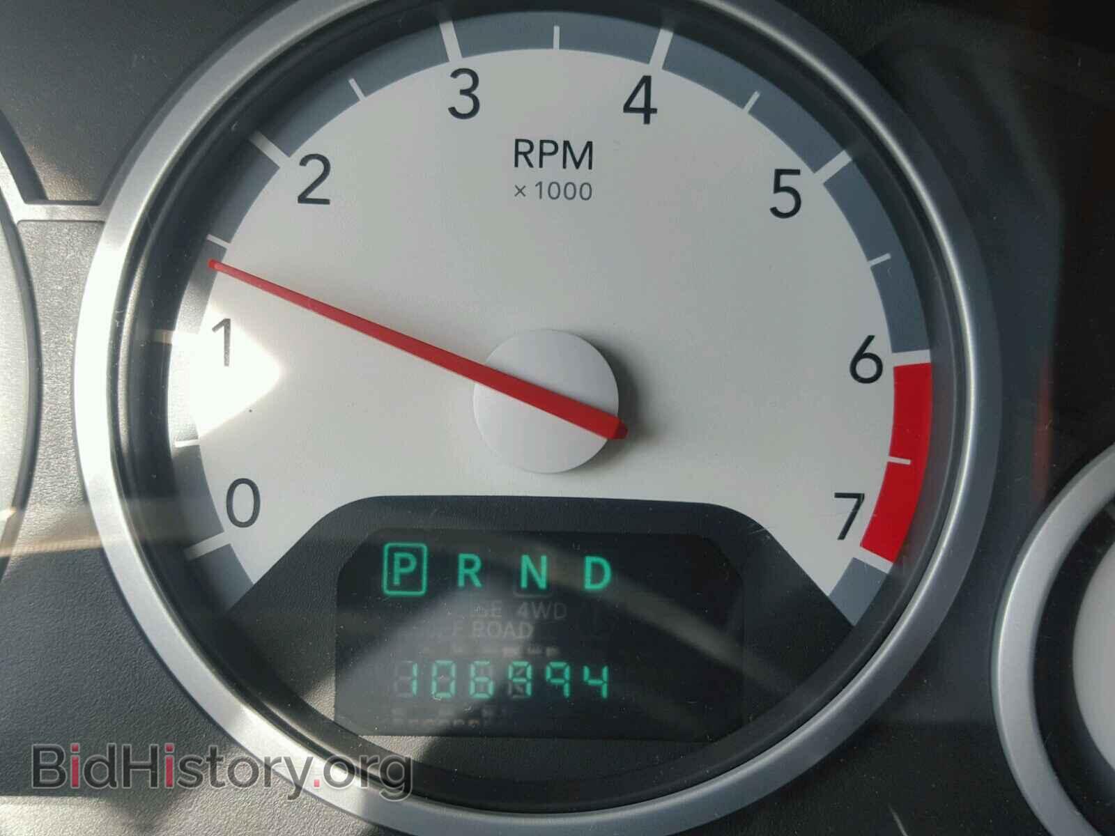 2010 DODGE CARAVAN - VIN: 2D4RN5D12AR118134 - Фото 8