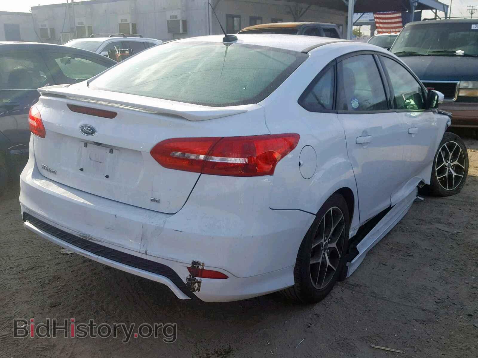 2016 FORD FOCUS SE - VIN: 1FADP3F28GL369615 - Photo 4