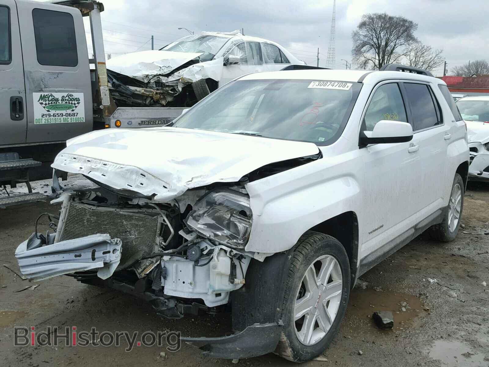 2011 GMC TERRAIN - VIN: 2CTALSEC2B6422747 - Photo 2