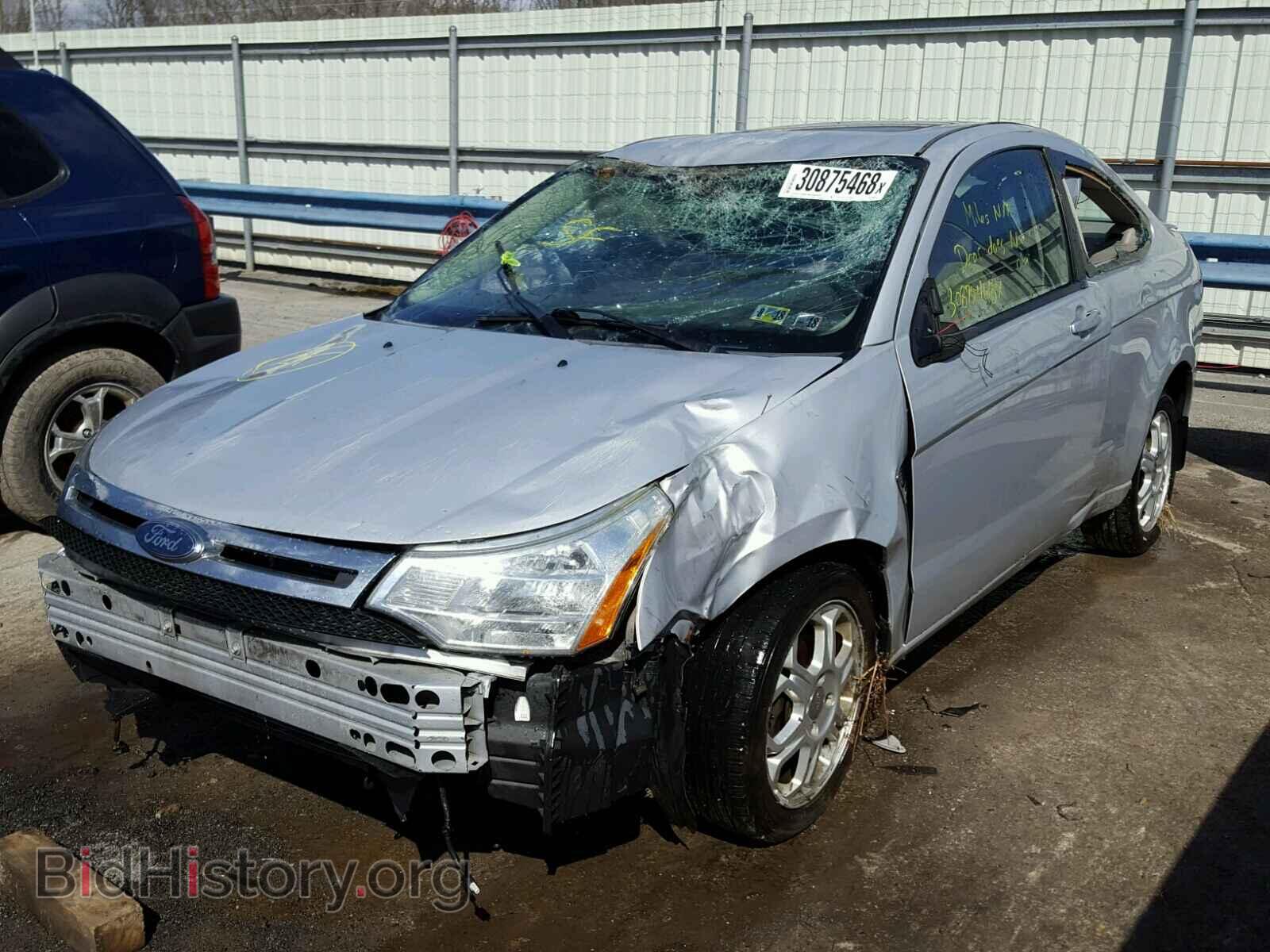 2008 FORD FOCUS - VIN: 1FAHP33N28W158300 - Фото 2