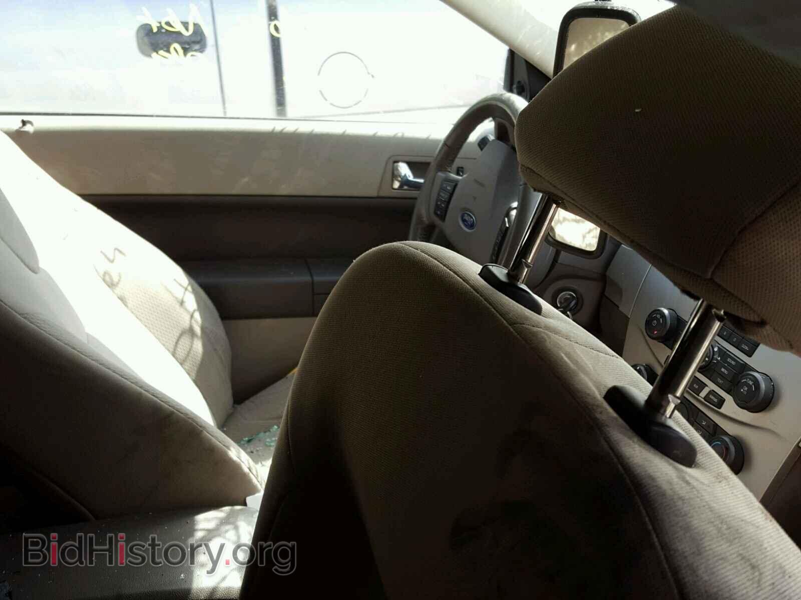 2008 FORD FOCUS - VIN: 1FAHP33N28W158300 - Фото 5