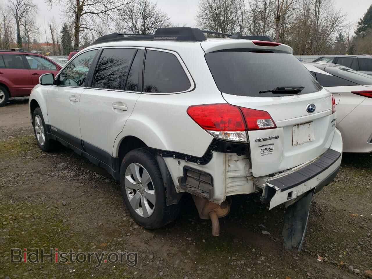 2011 SUBARU OUTBACK - VIN: 4S4BRBFC0B3375556 - Фото 3