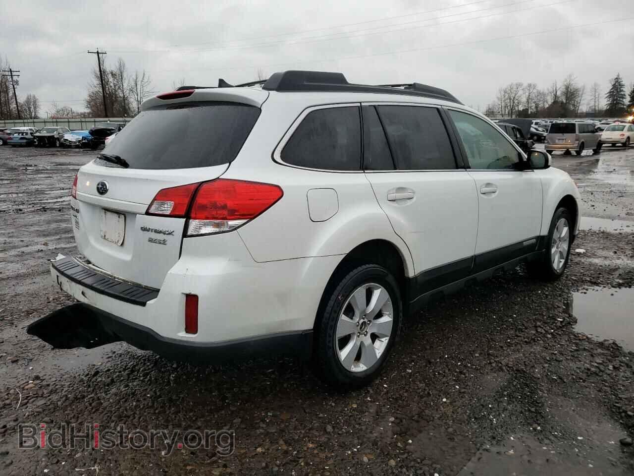 2011 SUBARU OUTBACK - VIN: 4S4BRBFC0B3375556 - Фото 4