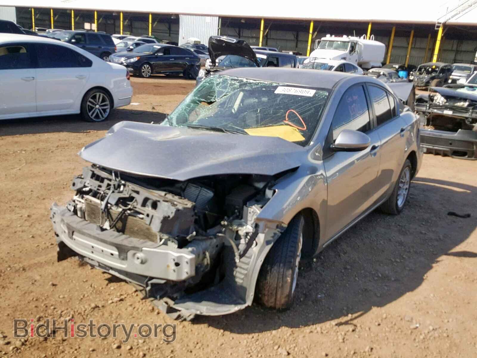 2011 MAZDA 3 - VIN: JM1BL1UG0B1379351 - Фото 2