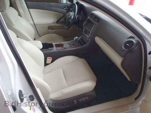 2011 LEXUS IS250 - VIN: JTHCF5C26B5051187 - Фото 5