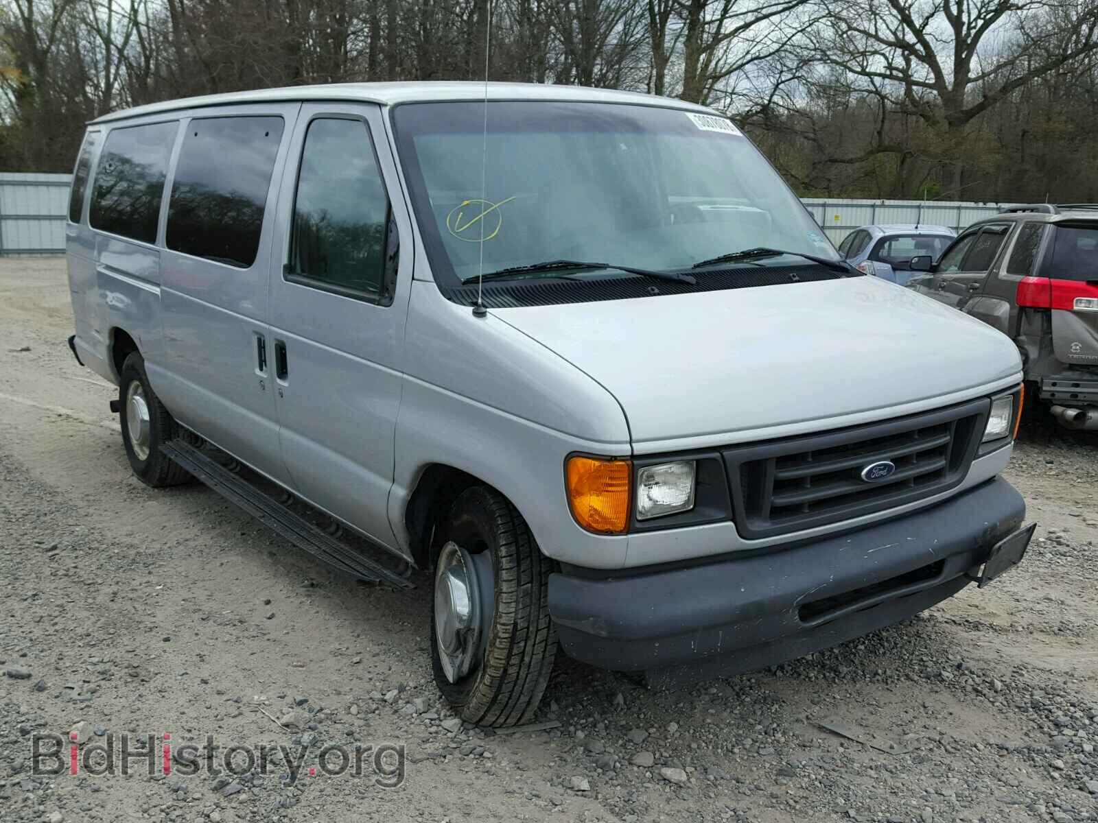 Photo 1FBSS31L04HA15218 - FORD ECONOLINE 2004