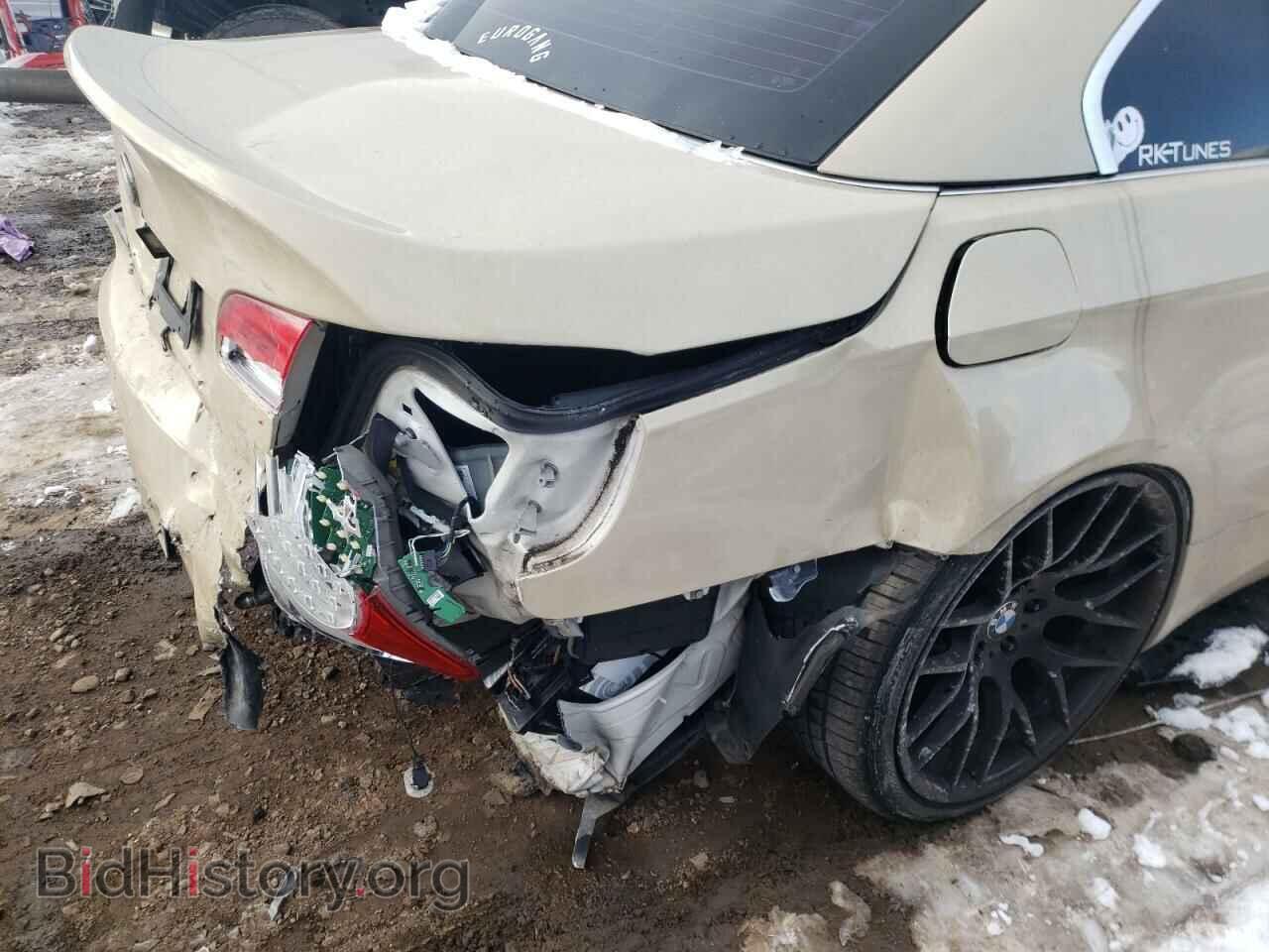 2011 BMW M3 - VIN: WBSDX9C56BE585254 - Фото 9