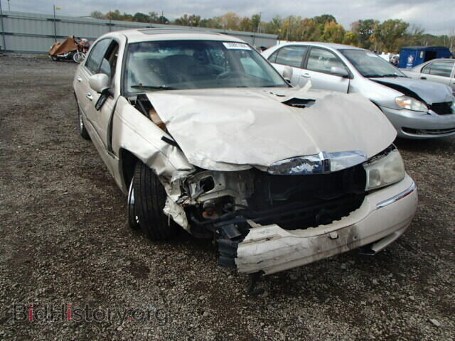 Photo 1LNHM83W2YY809658 - LINCOLN TOWNCAR 2000