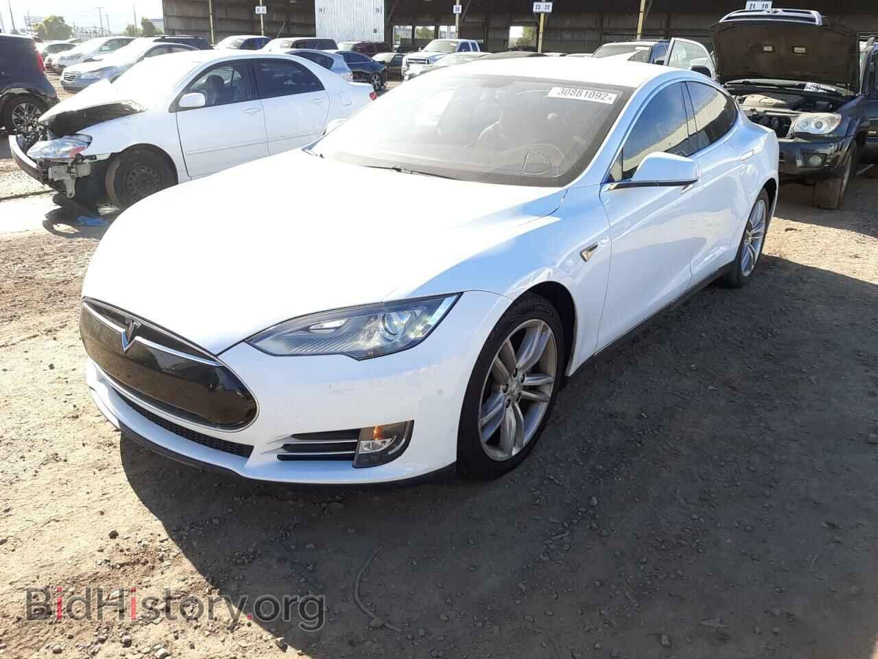 2013 TESLA MODEL S - VIN: 5YJSA1ACXDFP10504 - Фото 2