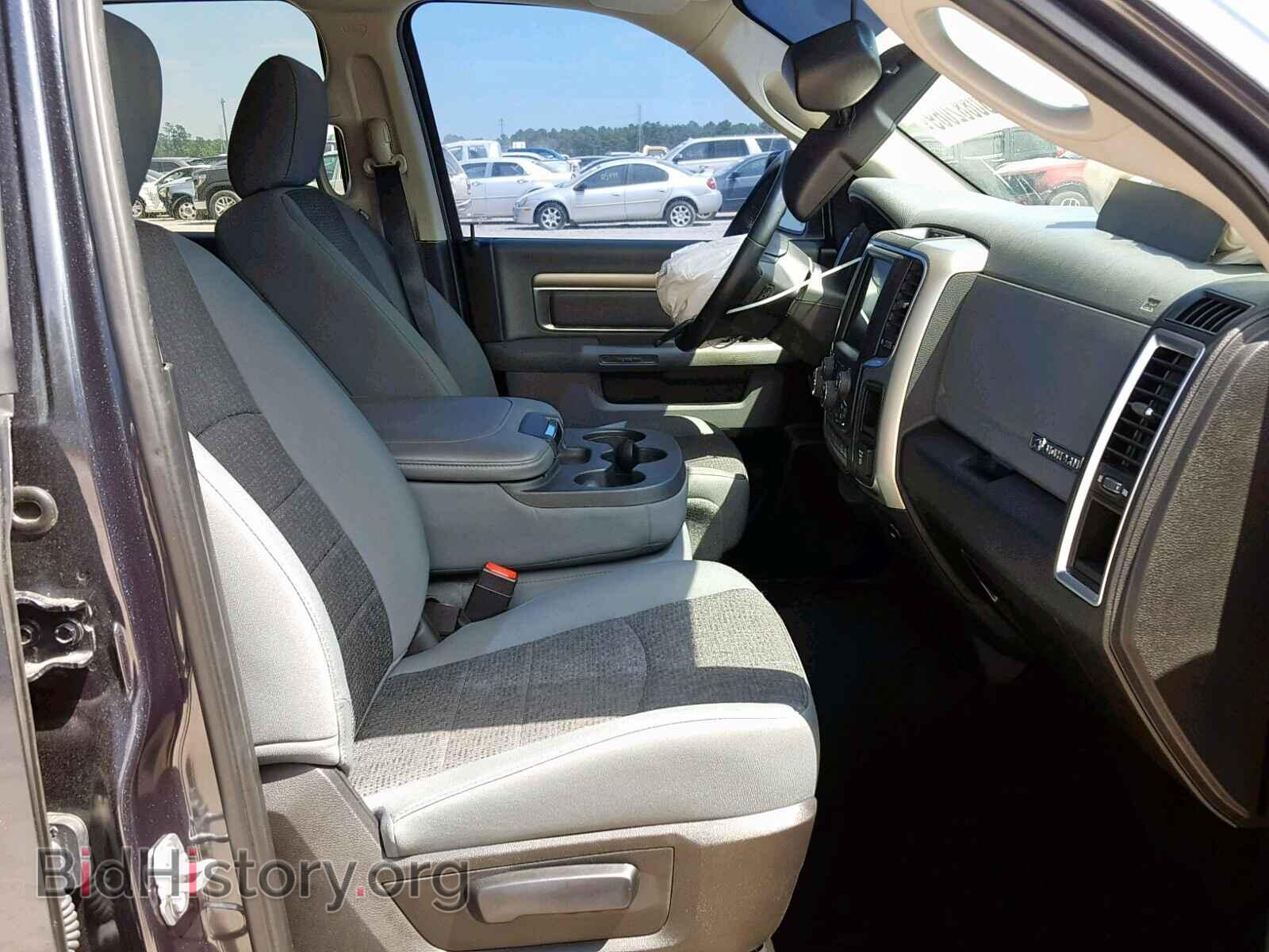 2017 RAM 1500 SLT - VIN: 1C6RR6GT3HS576804 - Фото 5