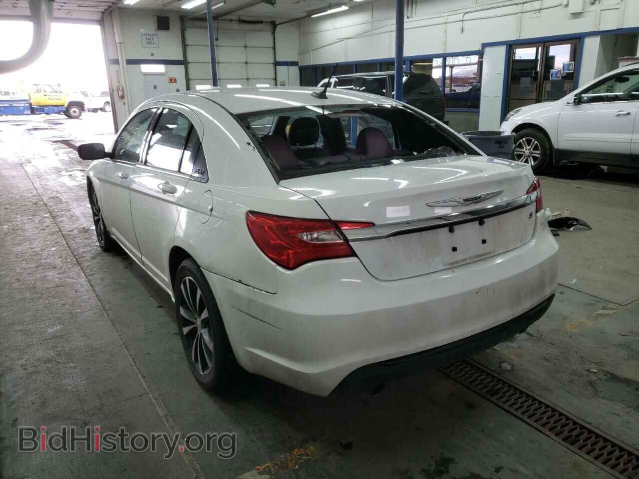 2012 CHRYSLER 200 - VIN: 1C3CCBBG6CN250459 - Фото 3