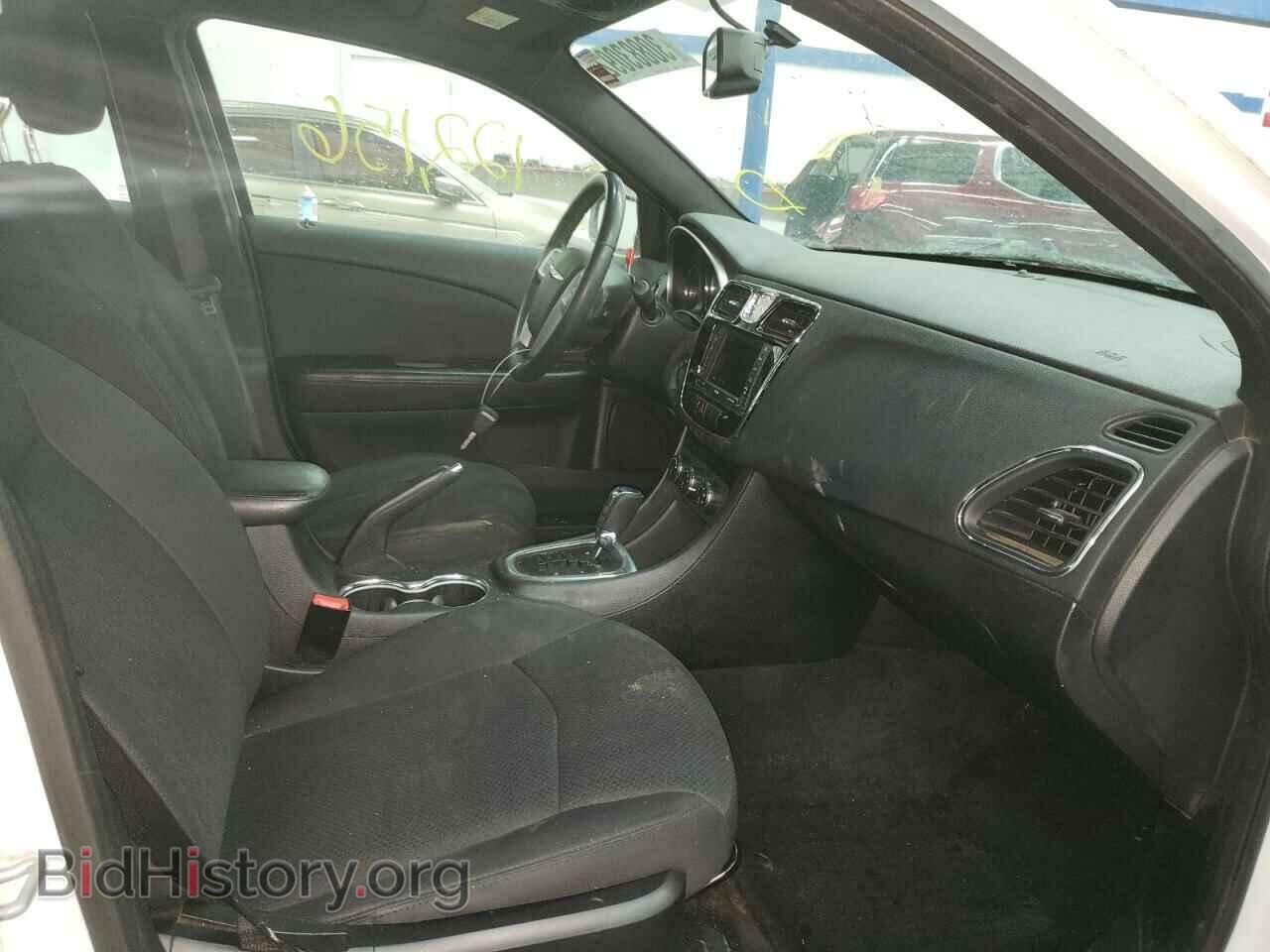 2012 CHRYSLER 200 - VIN: 1C3CCBBG6CN250459 - Фото 5