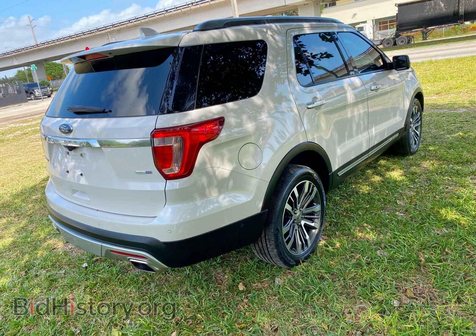 2017 FORD EXPLORER - VIN: 1FM5K8HT4HGB37602 - Photo 4