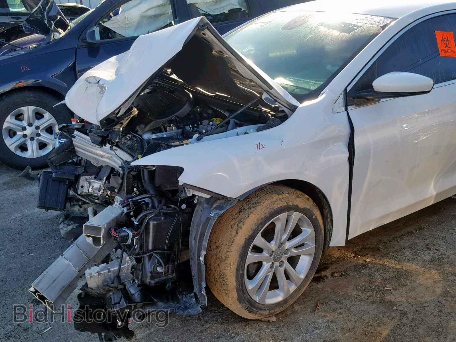 2016 CHRYSLER 200 - VIN: 1C3CCCAB2GN116405 - Photo 9