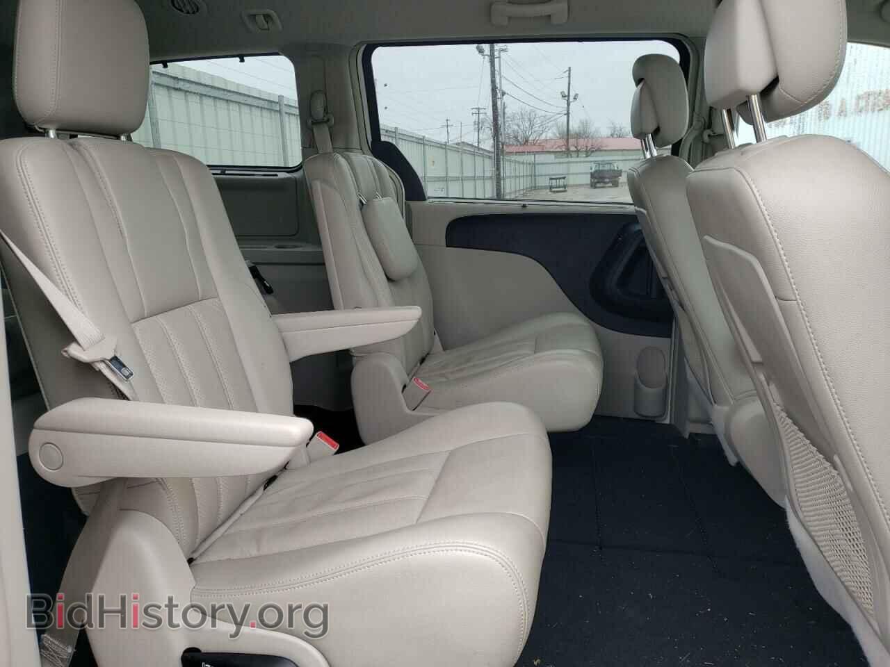 2011 CHRYSLER MINIVAN - VIN: 2A4RR8DG8BR666089 - Фото 6