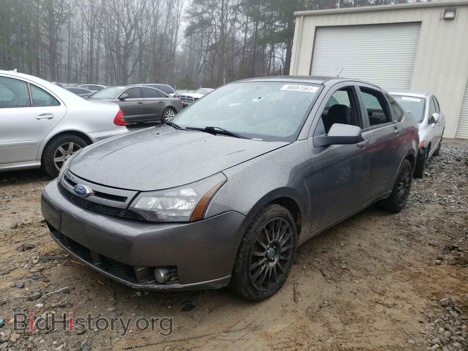 2010 FORD FOCUS - VIN: 1FAHP3GN7AW114647 - Фото 2