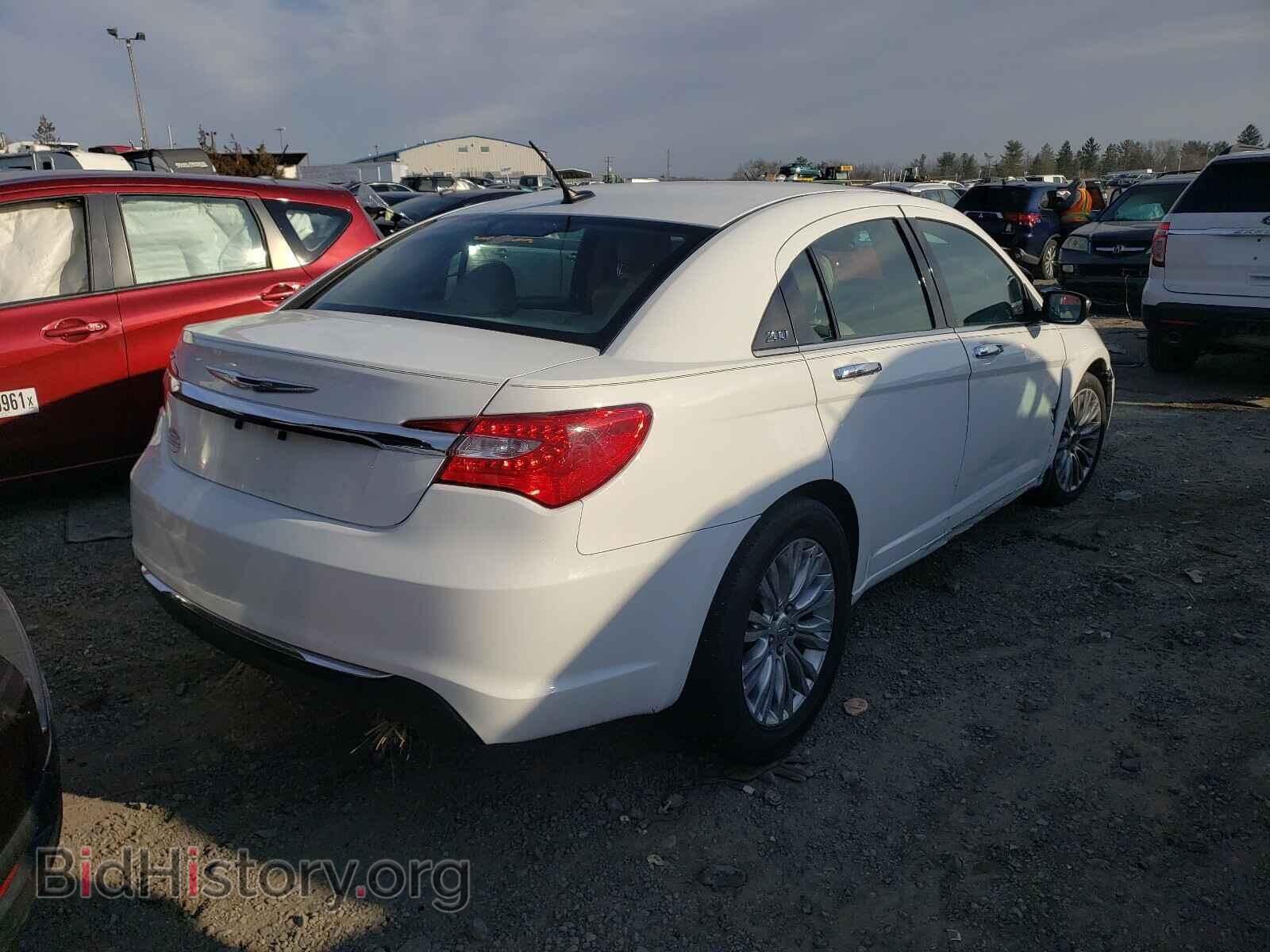2013 CHRYSLER 200 - VIN: 1C3CCBCG7DN617062 - Фото 4