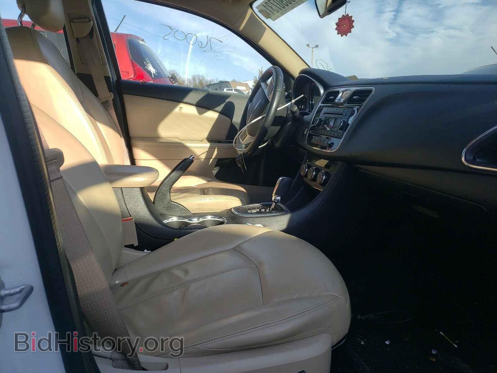 2013 CHRYSLER 200 - VIN: 1C3CCBCG7DN617062 - Фото 5