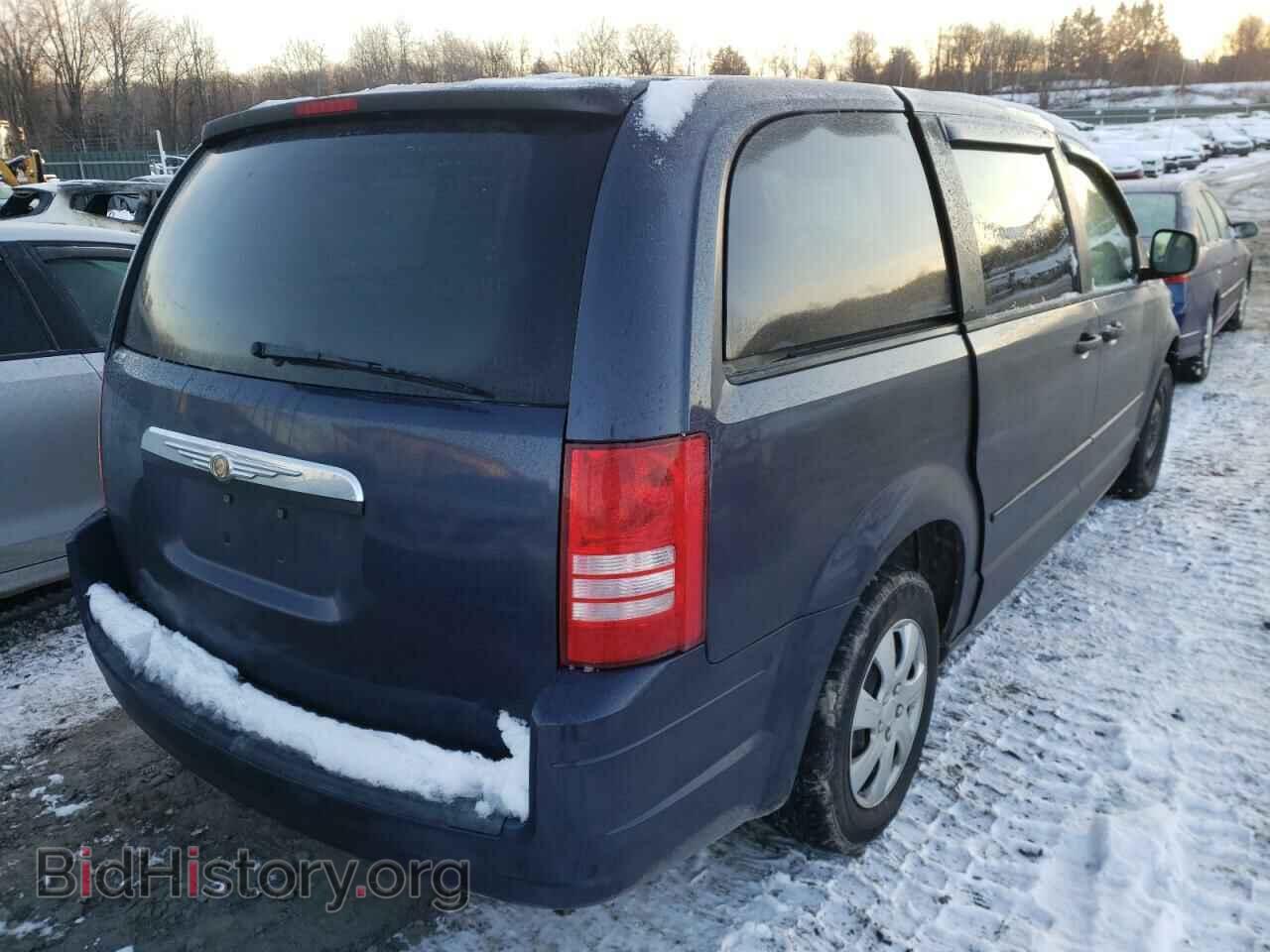 2008 CHRYSLER MINIVAN - VIN: 2A8HR44H78R761845 - Фото 4