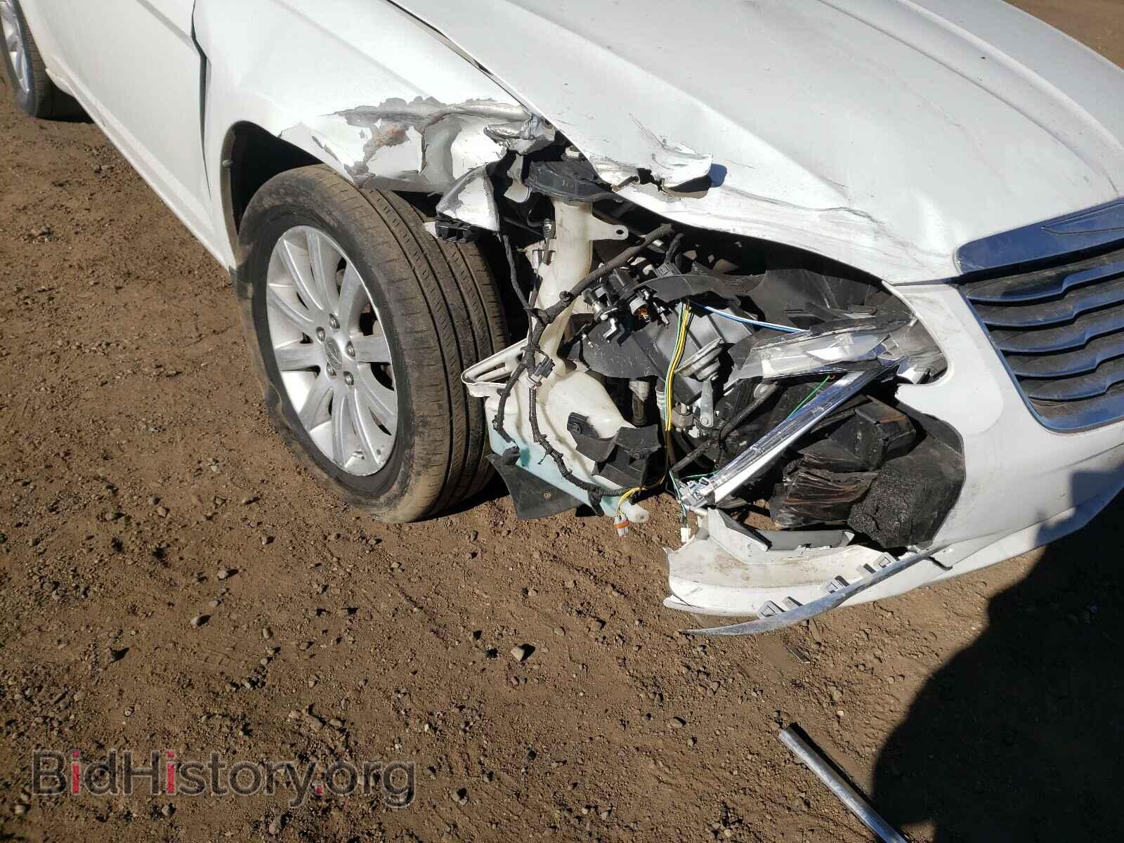 2013 CHRYSLER 200 - VIN: 1C3CCBBG3DN528557 - Фото 9