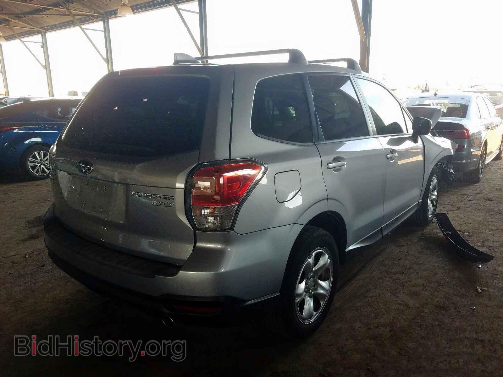 2017 SUBARU FORESTER - VIN: JF2SJAAC2HH539464 - Фото 4
