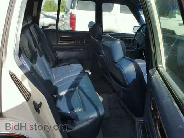 1992 CADILLAC DEVILLE - VIN: 1G6CD53B5N4252437 - Photo 6