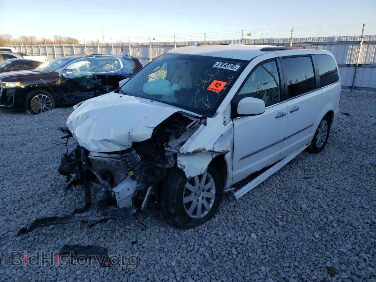 2015 CHRYSLER MINIVAN - VIN: 2C4RC1BG0FR572246 - Фото 2
