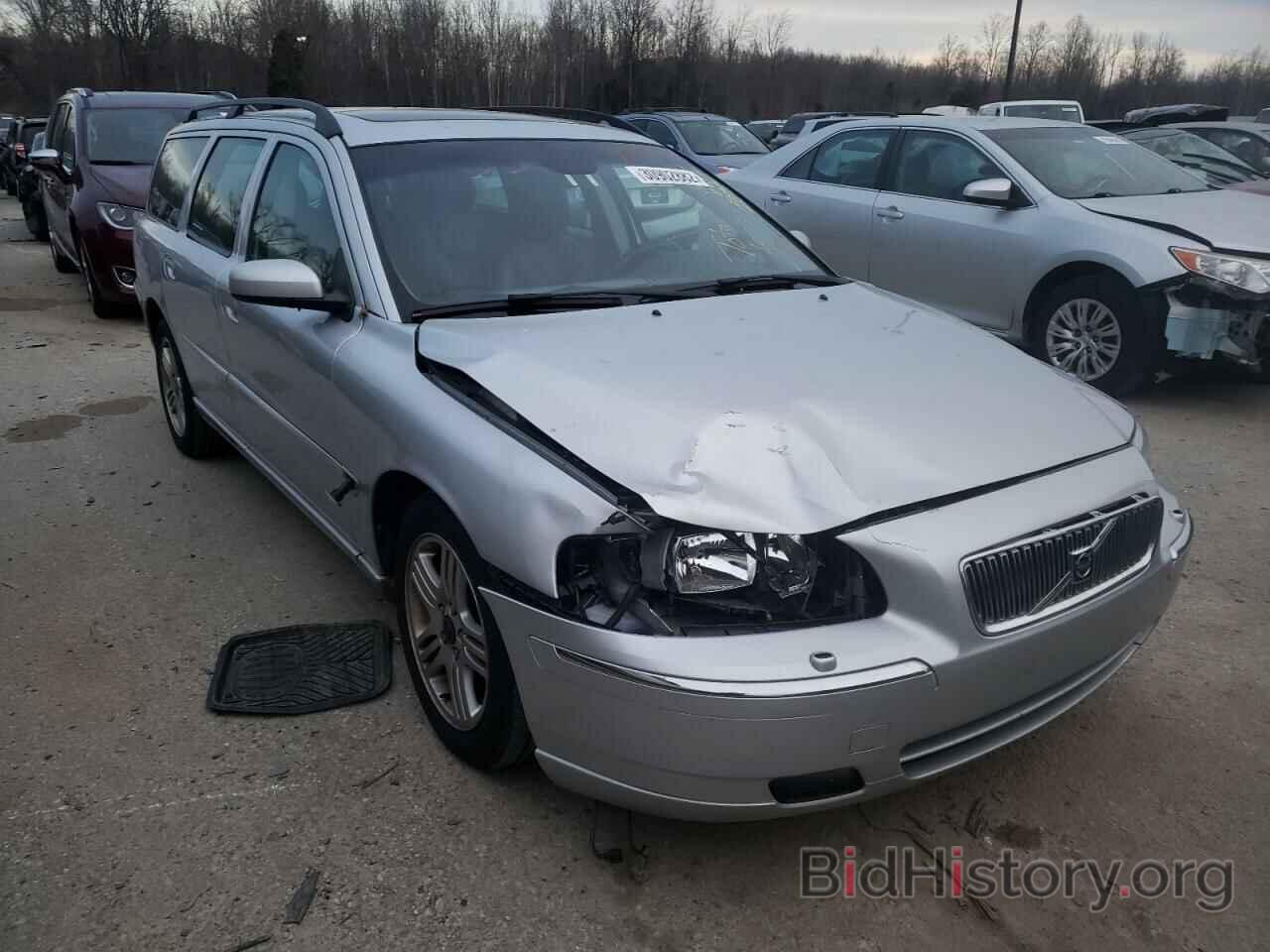 Фотография YV1SW592862595843 - VOLVO V70 2006