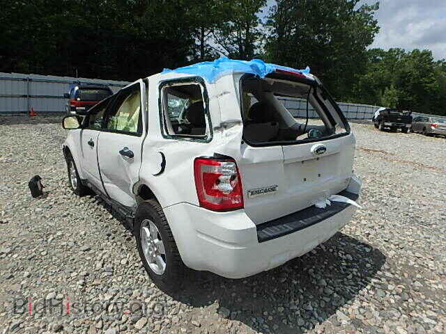 2009 FORD ESCAPE - VIN: 1FMCU02759KA08183 - Фото 3